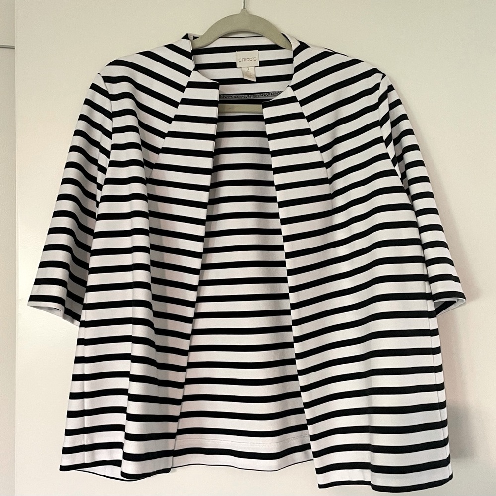 Chicos size 2 navy & white stripe swing jacket